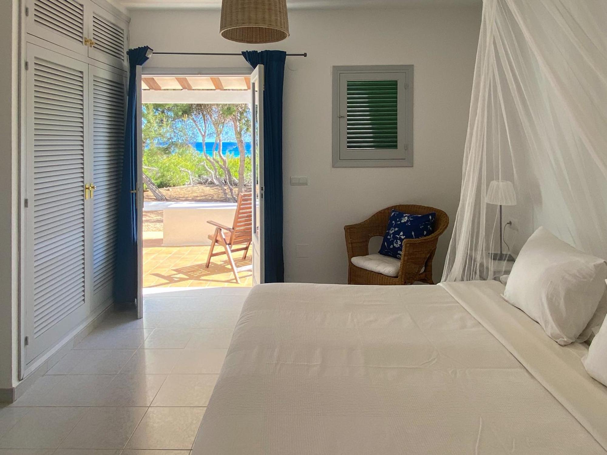 Voga Mari - Astbury Formentera Playa Migjorn